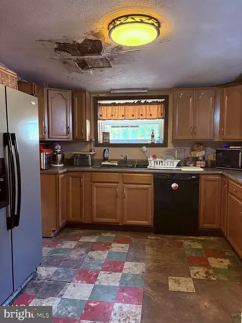 Kitchen - 650 West St, Everett, PA 15537 photo 3 of 3