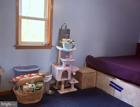 Bedroom - 650 West St, Everett, PA 15537 photo 2 of 2