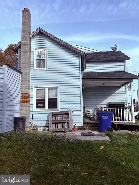Exterior - 650 West St, Everett, PA 15537 photo 4 of 6
