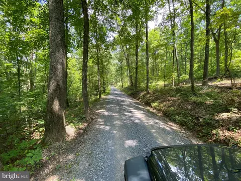 1790 Monroe Mountain Rd, Clearville, PA 15535