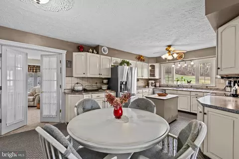 Kitchen - 125 Housel Rd, Everett, PA 15537 photo 4 of 15
