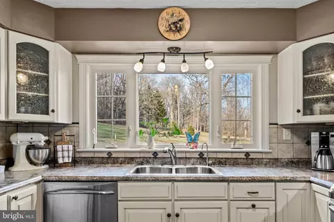 Kitchen - 125 Housel Rd, Everett, PA 15537 photo 8 of 15