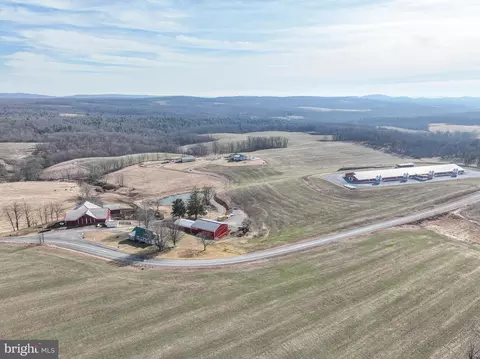 7372 Chaneysville Rd, Clearville, PA 15535