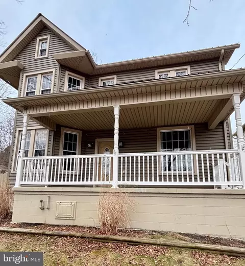 1006 Main St, Saxton, PA 16678