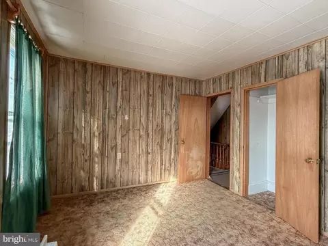 Bedroom - 130 E 1st St, Everett, PA 15537 photo 3 of 4