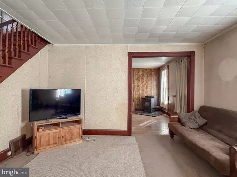 Living - 130 E 1st St, Everett, PA 15537 photo 4 of 4