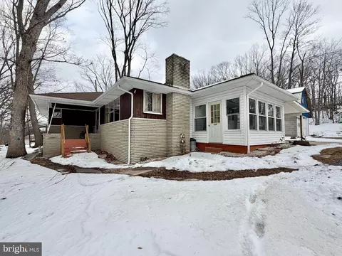 624 Raystown Rd, Everett, PA 15537