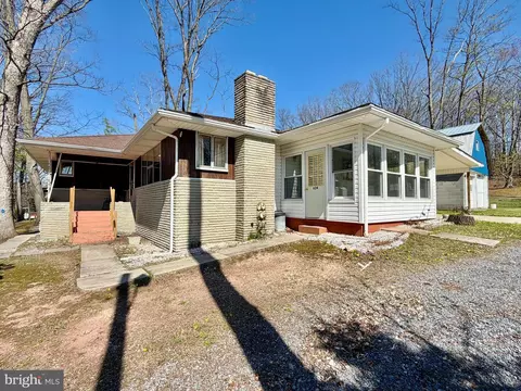Exterior - 624 Raystown Rd, Everett, PA 15537 photo 1 of 9