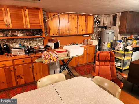 Kitchen - 1771 Upper Snake Spring Rd, Everett, PA 15537 photo 5 of 6