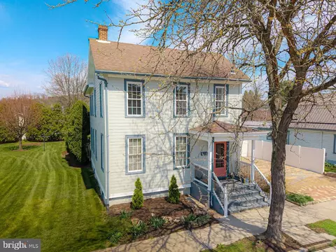 313 E John St, Bedford, PA 15522