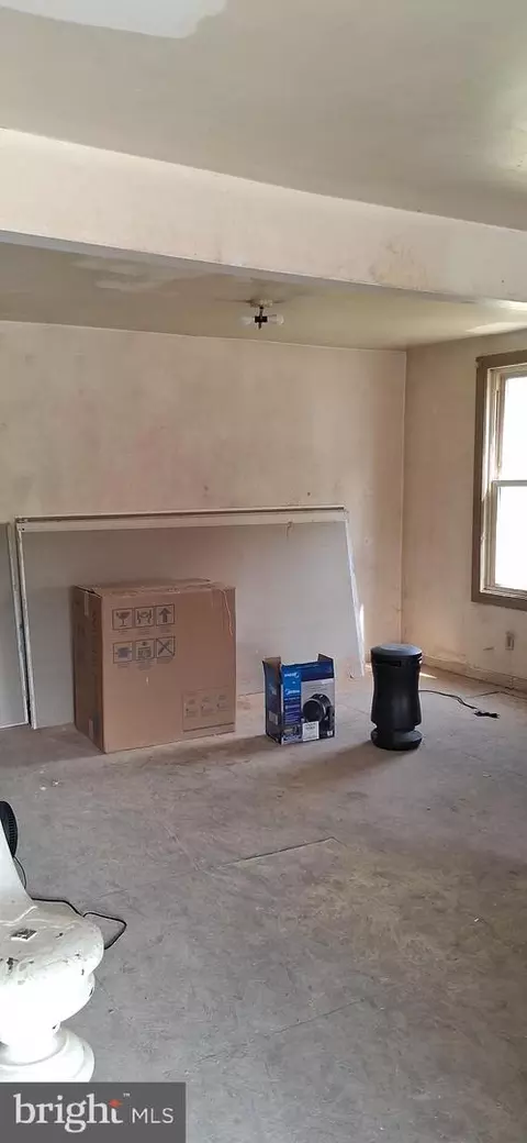 Entry Way - 327-329 W Main St, Everett, PA 15537 photo 8 of 24
