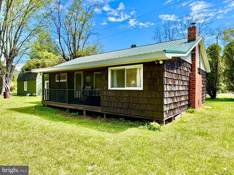 Exterior - 457 Cove St, Everett, PA 15537 photo 3 of 9