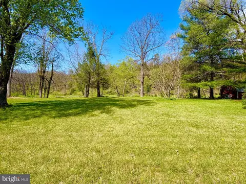 Exterior - 457 Cove St, Everett, PA 15537 photo 5 of 9