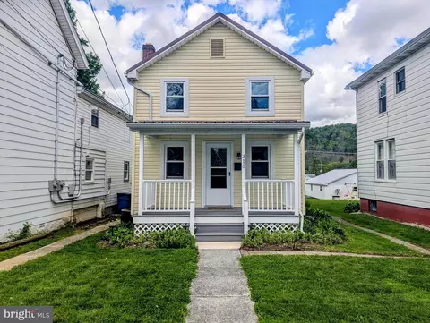 313 E Penn St, Bedford, PA 15522