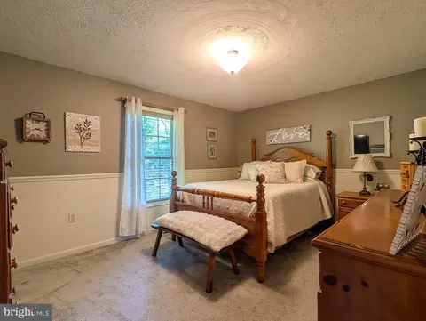 Bedroom - 48 W 3rd St, Everett, PA 15537 photo 3 of 10
