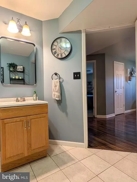 Bath - 48 W 3rd St, Everett, PA 15537 photo 3 of 3