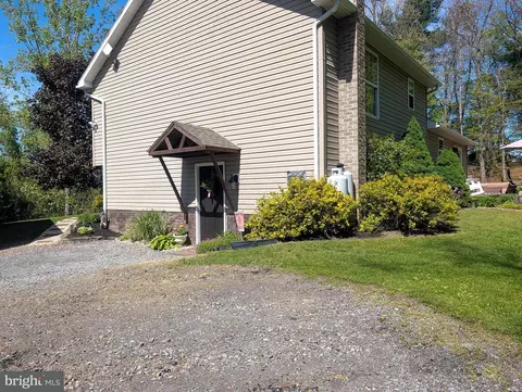 Exterior - 48 W 3rd St, Everett, PA 15537 photo 6 of 26