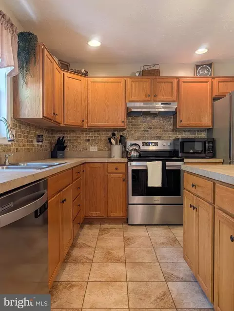 Kitchen - 48 W 3rd St, Everett, PA 15537 photo 1 of 4
