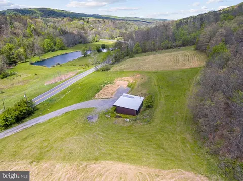 3020 Clear Ridge Rd, Clearville, PA 15535