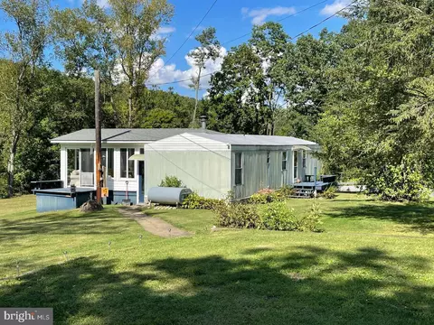 275 Stone Row Rd, Hopewell, PA 16650