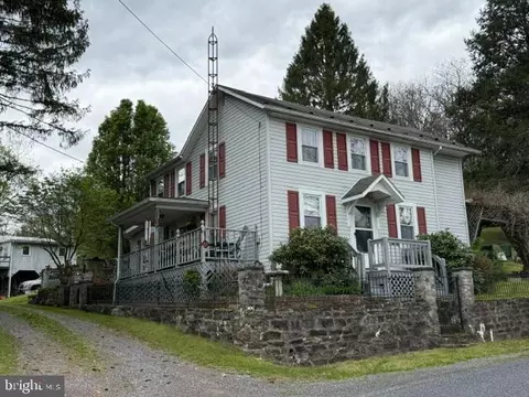 1565 Robinsonville Rd, Clearville, PA 15535