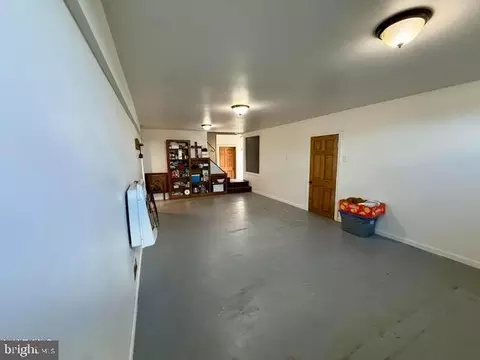 Entry Way - 2348 Raystown Rd, Everett, PA 15537 photo 4 of 7