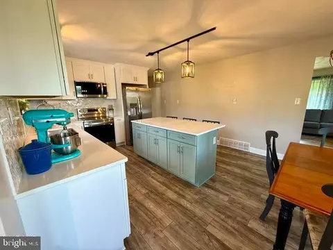 Kitchen - 2348 Raystown Rd, Everett, PA 15537 photo 9 of 9