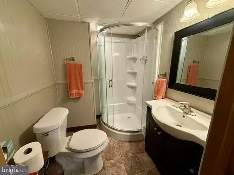 Bath - 2348 Raystown Rd, Everett, PA 15537 photo 5 of 7