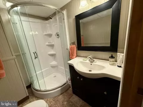 Bath - 2348 Raystown Rd, Everett, PA 15537 photo 7 of 7
