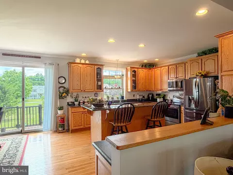Kitchen - 274 Hawthorne Dr, Everett, PA 15537 photo 3 of 6