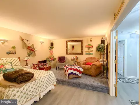 Bedroom - 274 Hawthorne Dr, Everett, PA 15537 photo 5 of 8