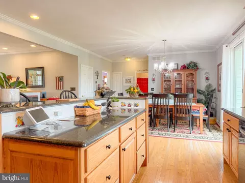 Kitchen - 274 Hawthorne Dr, Everett, PA 15537 photo 5 of 6