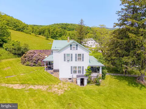 930 Osman Rd, Alum Bank, PA 15521