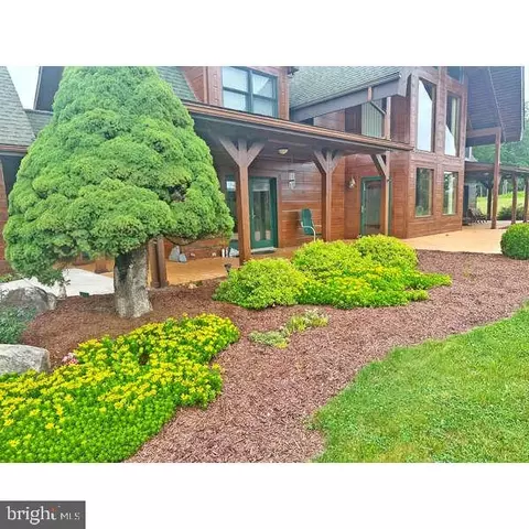 Exterior - 495 Ritchey Rd SE, Everett, PA 15537 photo 5 of 19