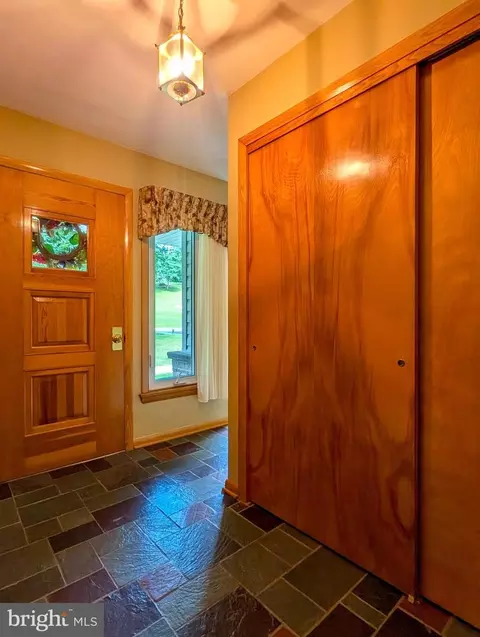 Entry Way - 118 Locust Dr, Everett, PA 15537 photo 2 of 3