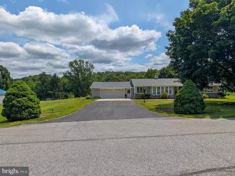 Exterior - 118 Locust Dr, Everett, PA 15537 photo 13 of 14