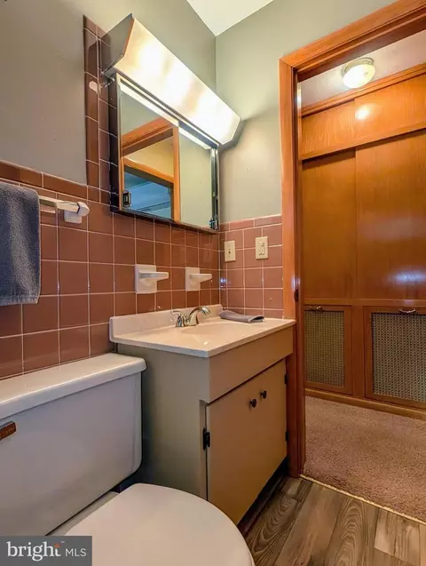 Bath - 118 Locust Dr, Everett, PA 15537 photo 1 of 5
