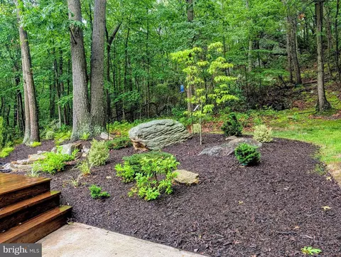Exterior - 5077 Summit View Rd, Everett, PA 15537 photo 5 of 18