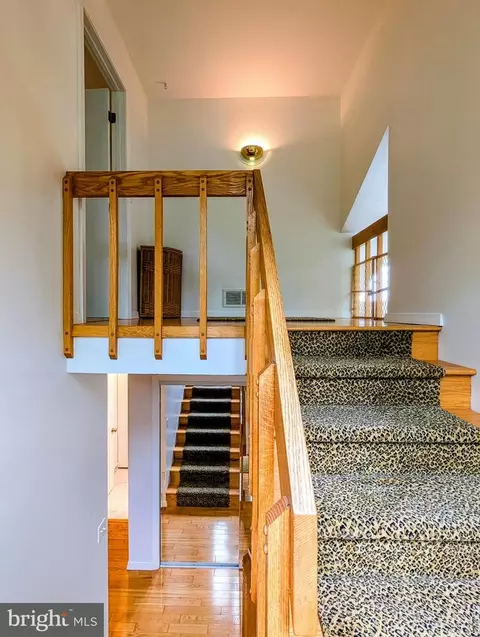 Entry Way - 5077 Summit View Rd, Everett, PA 15537 photo 4 of 8