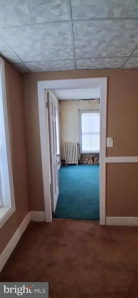 Entry Way - 215 N Spring St, Everett, PA 15537 photo 14 of 21