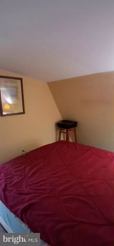 Bedroom - 215 N Spring St, Everett, PA 15537 photo 5 of 5