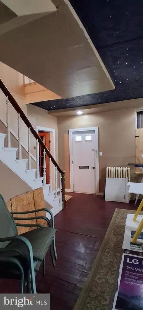 Entry Way - 215 N Spring St, Everett, PA 15537 photo 3 of 21