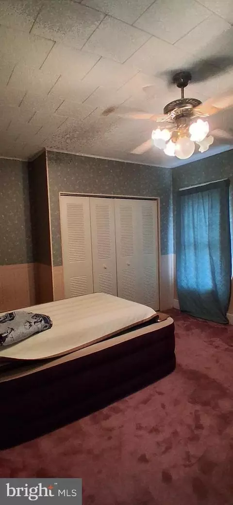 Bedroom - 215 N Spring St, Everett, PA 15537 photo 2 of 5