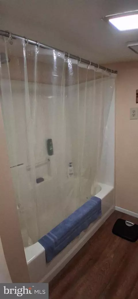 Bath - 215 N Spring St, Everett, PA 15537 photo 8 of 9
