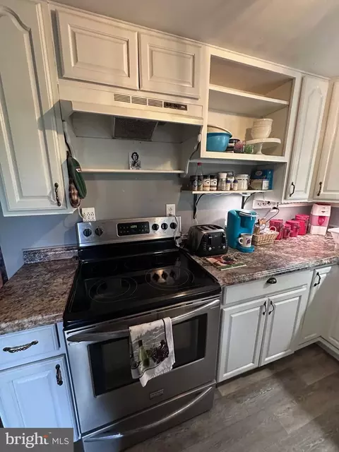 Kitchen - 11585 Clear Ridge Rd, Everett, PA 15537 photo 4 of 4