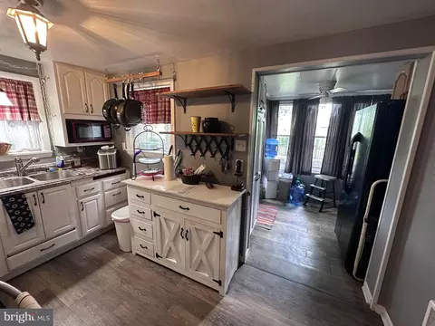 Kitchen - 11585 Clear Ridge Rd, Everett, PA 15537 photo 2 of 4