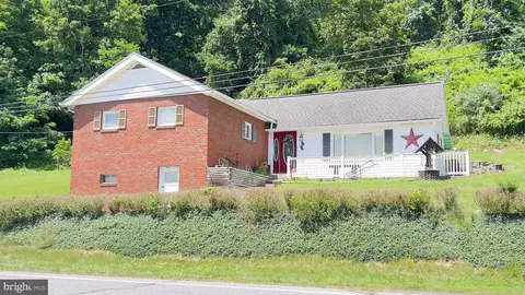 1093 Hyndman Rd, Hyndman, PA 15545