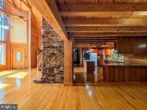 Entry Way - 495 Ritchey Bridge Rd, Everett, PA 15537 photo 7 of 35