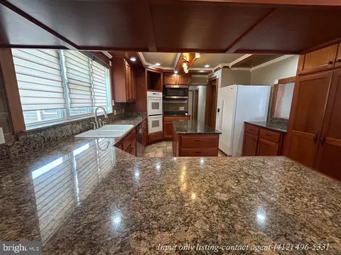 Kitchen - 500 Raystown Rd, Everett, PA 15537 photo 2 of 7