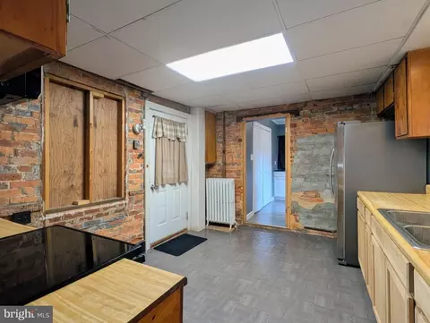 Entry Way - 131 W Main St, Everett, PA 15537 photo 1 of 15